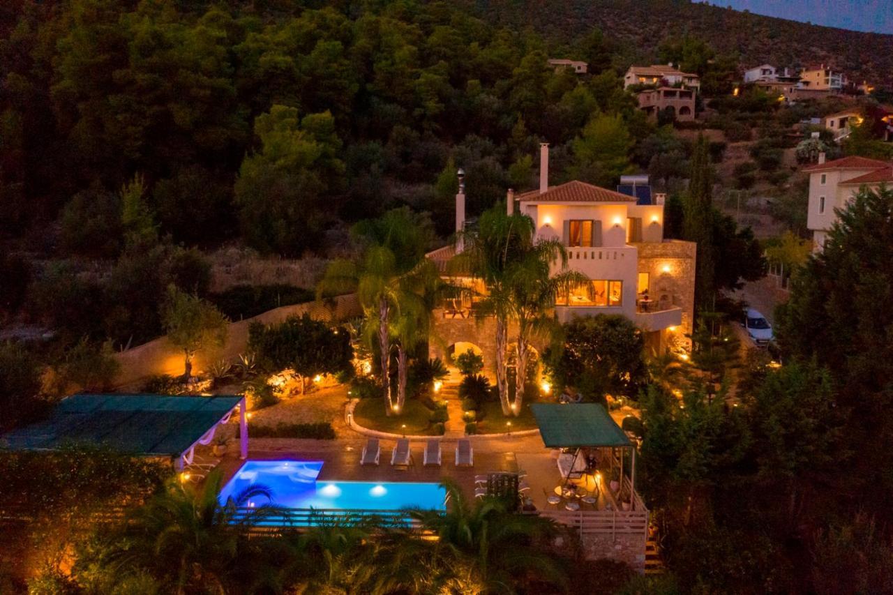 Villa Maira Luxurious With Private Swimming Pool Kórfos Dış mekan fotoğraf