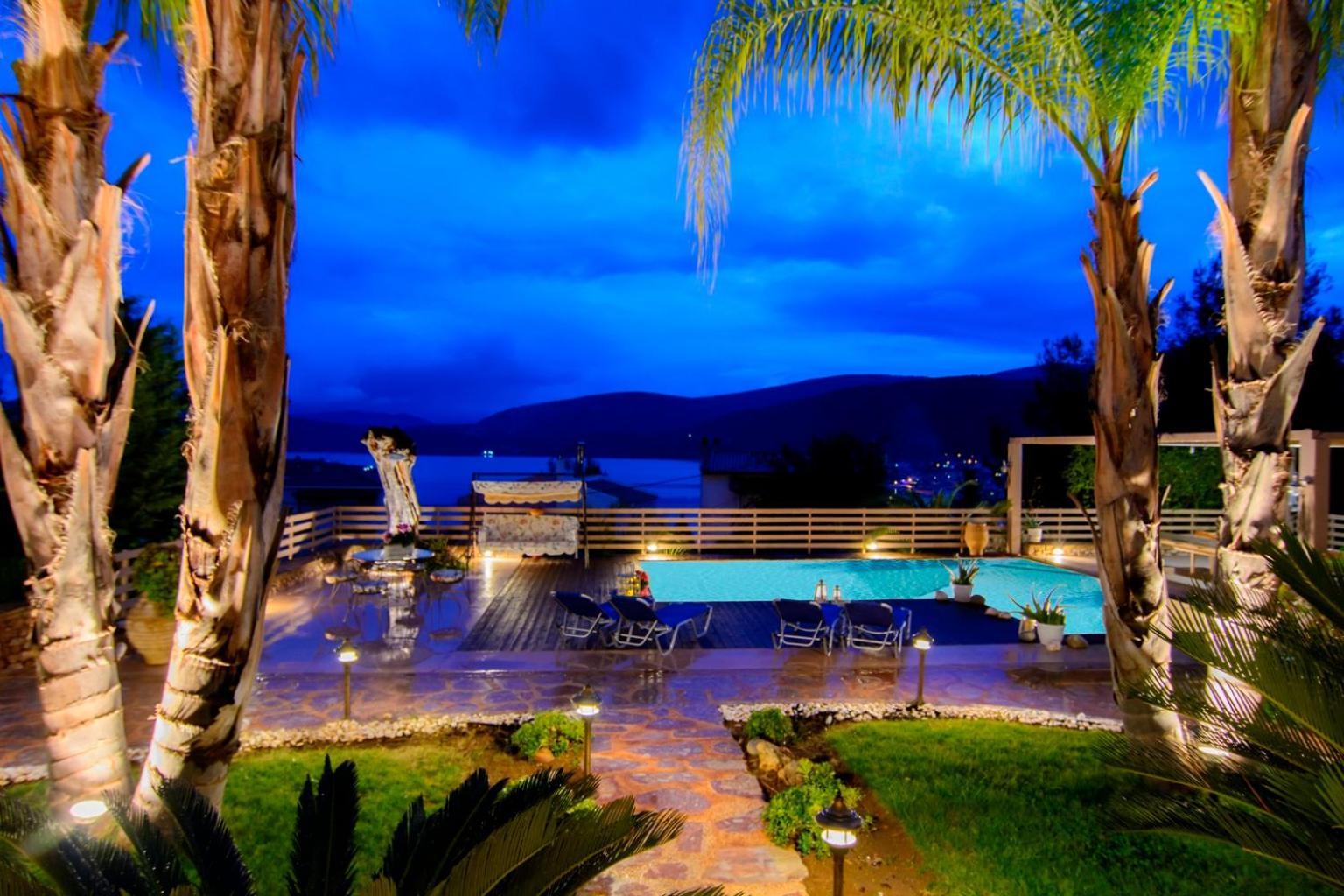 Villa Maira Luxurious With Private Swimming Pool Kórfos Dış mekan fotoğraf