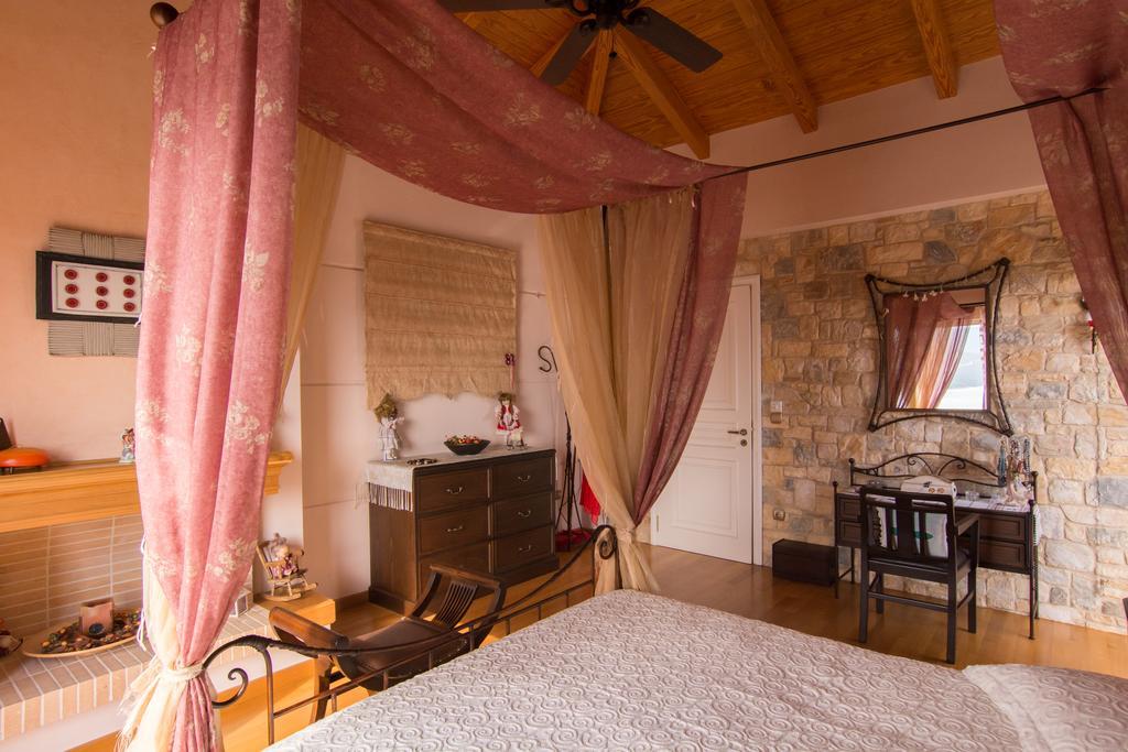 Villa Maira Luxurious With Private Swimming Pool Kórfos Dış mekan fotoğraf