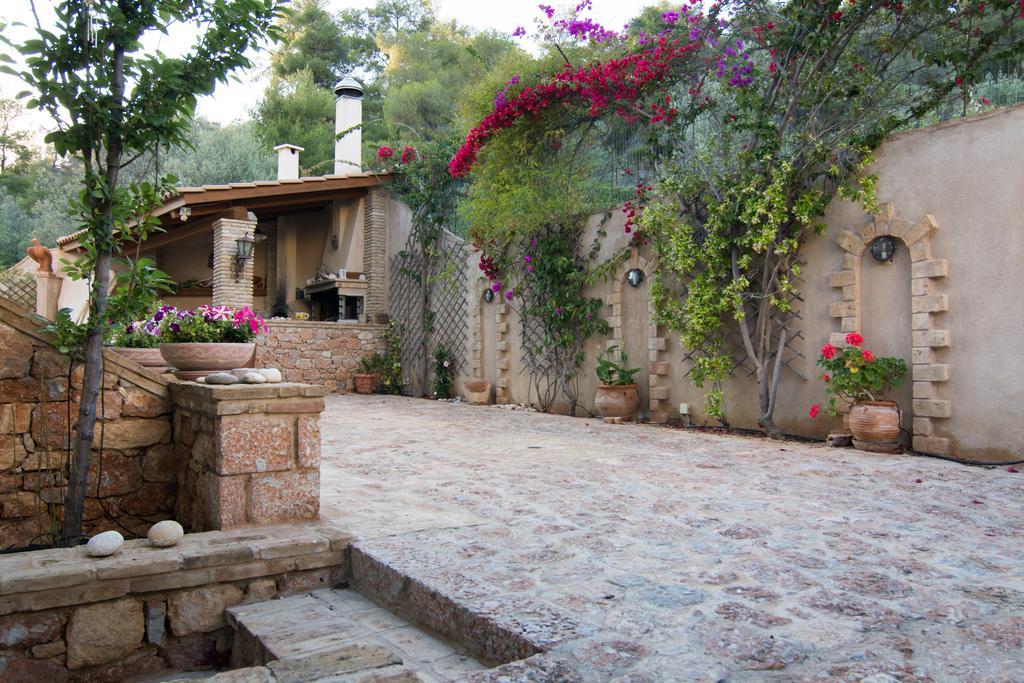 Villa Maira Luxurious With Private Swimming Pool Kórfos Dış mekan fotoğraf