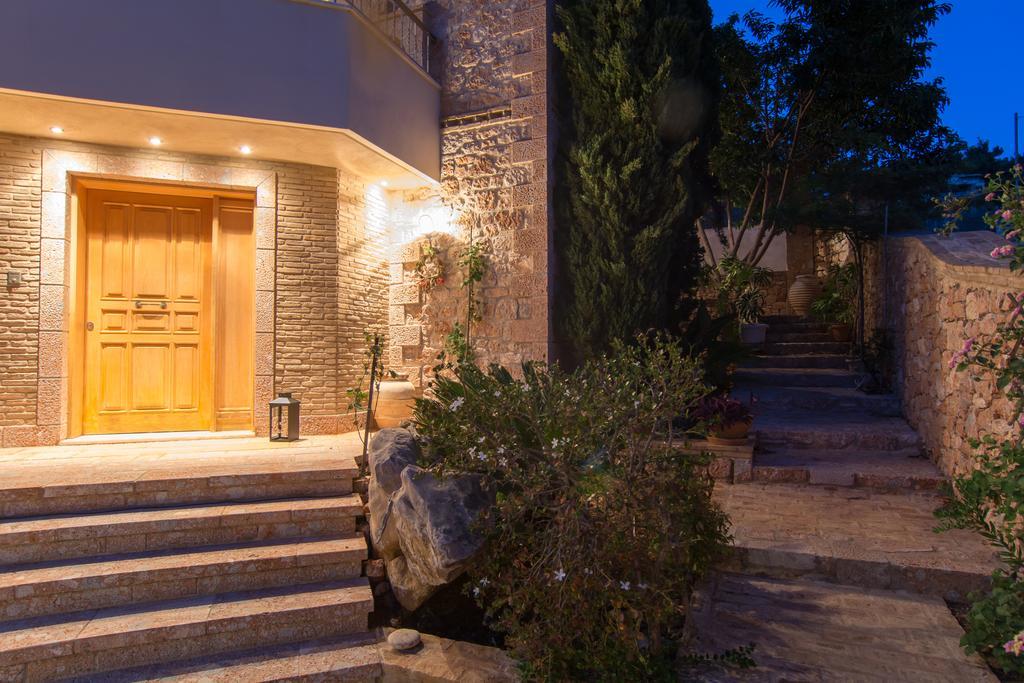 Villa Maira Luxurious With Private Swimming Pool Kórfos Dış mekan fotoğraf