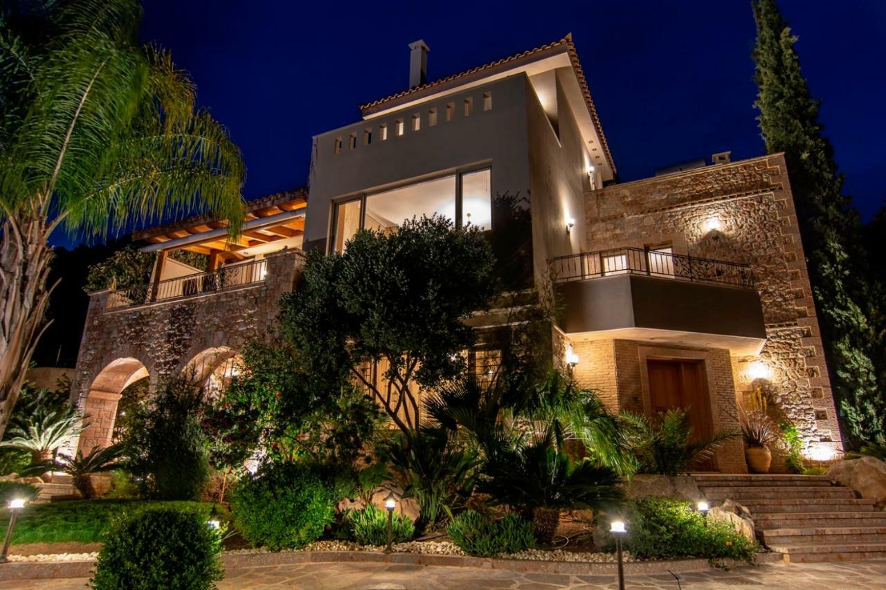 Villa Maira Luxurious With Private Swimming Pool Kórfos Dış mekan fotoğraf