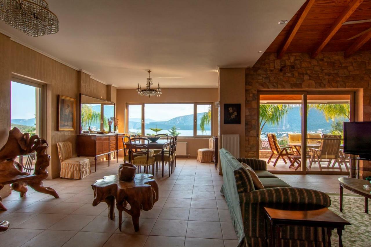 Villa Maira Luxurious With Private Swimming Pool Kórfos Dış mekan fotoğraf